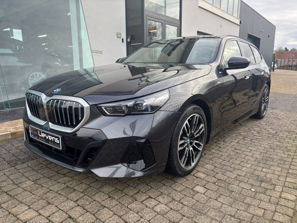 BMW 530e  Touring M Sport