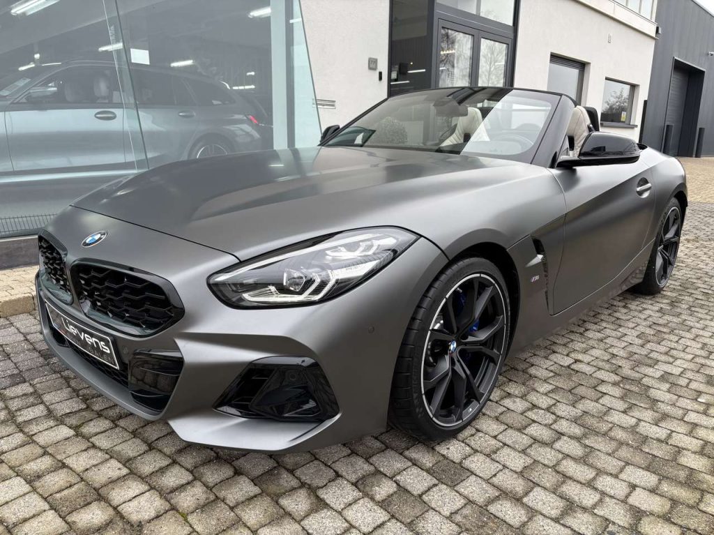 BMW Z4  sDrive20i – Frozen grey – M Sport – Sportremmen