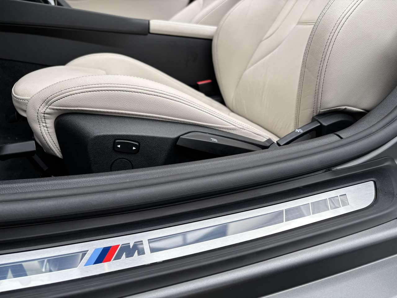 BMW Z4  sDrive20i – Frozen grey – M Sport – Sportremmen