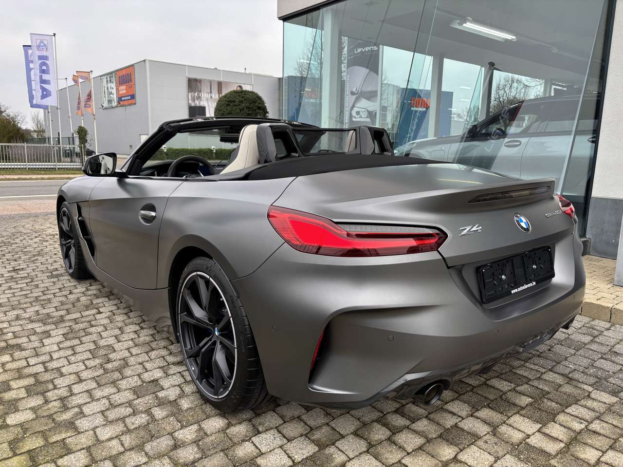 BMW Z4  sDrive20i – Frozen grey – M Sport – Sportremmen