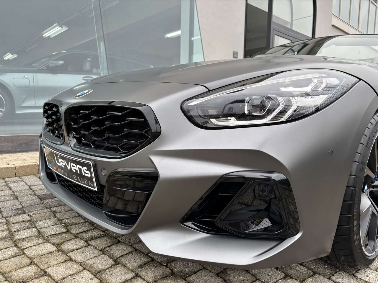 BMW Z4  sDrive20i – Frozen grey – M Sport – Sportremmen