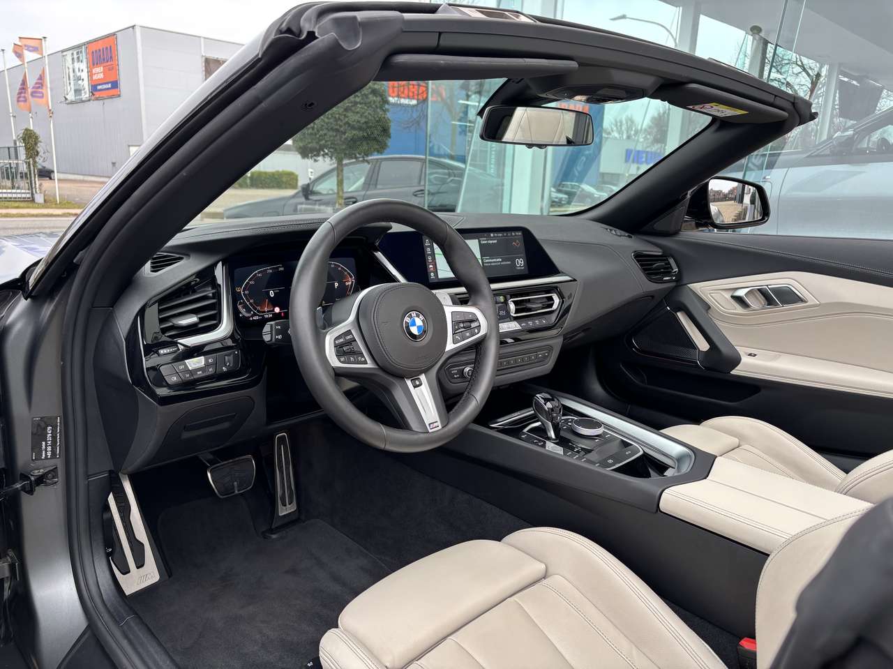 BMW Z4  sDrive20i – Frozen grey – M Sport – Sportremmen