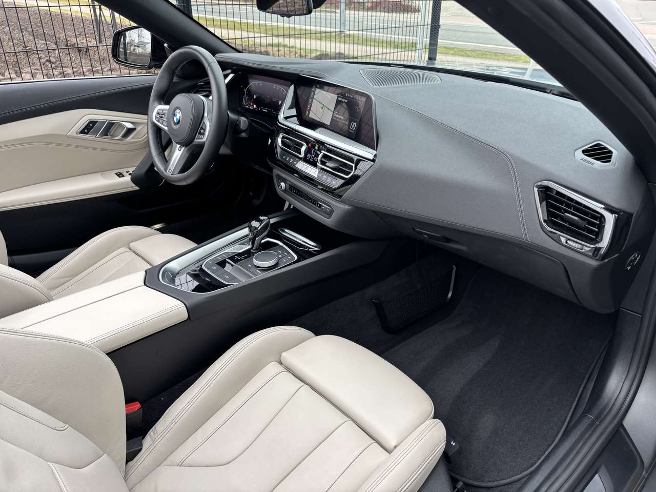 BMW Z4  sDrive20i – Frozen grey – M Sport – Sportremmen