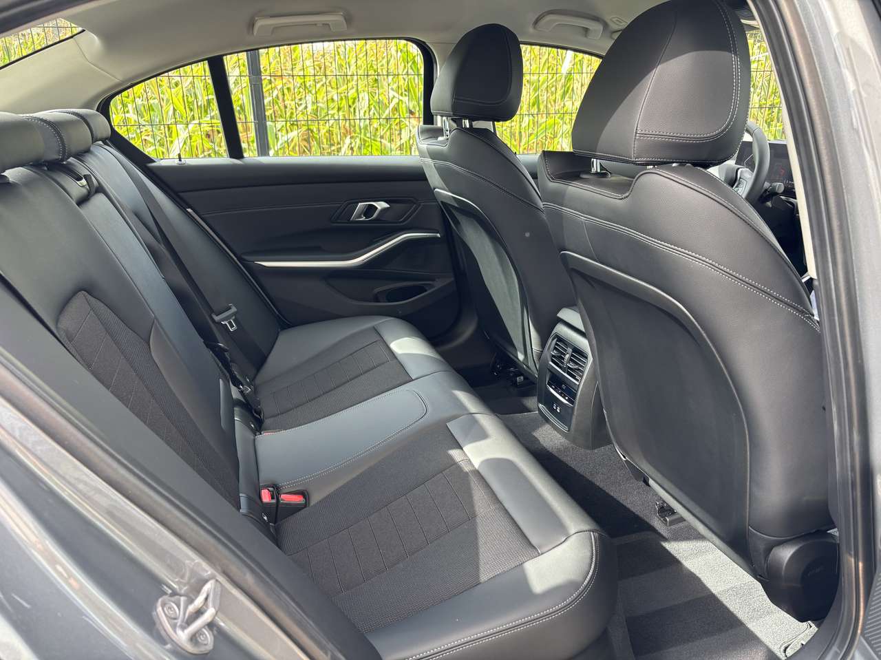 BMW 318  318i El.Stoel 360°Cam DrivingAssistPro Trekhaak