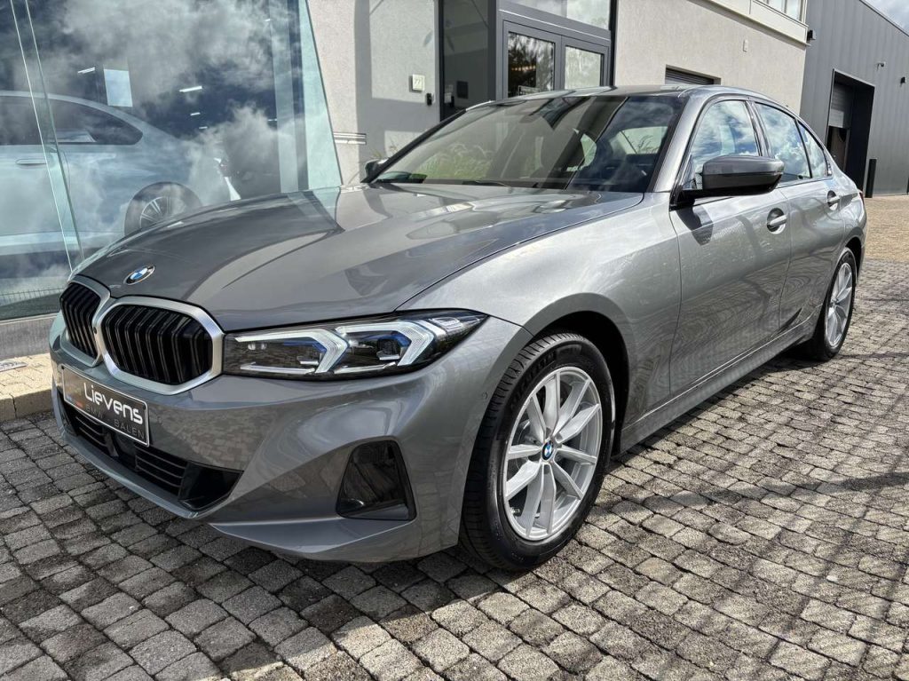 BMW 318  318i El.Stoel 360°Cam DrivingAssistPro Trekhaak