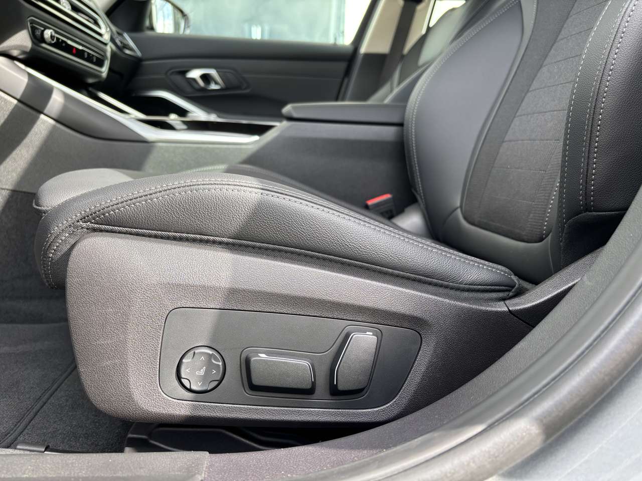 BMW 318  318i El.Stoel 360°Cam DrivingAssistPro Trekhaak