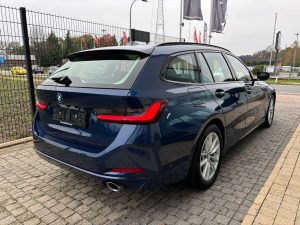 BMW 318  dA Touring Widescreen DrivingAssist