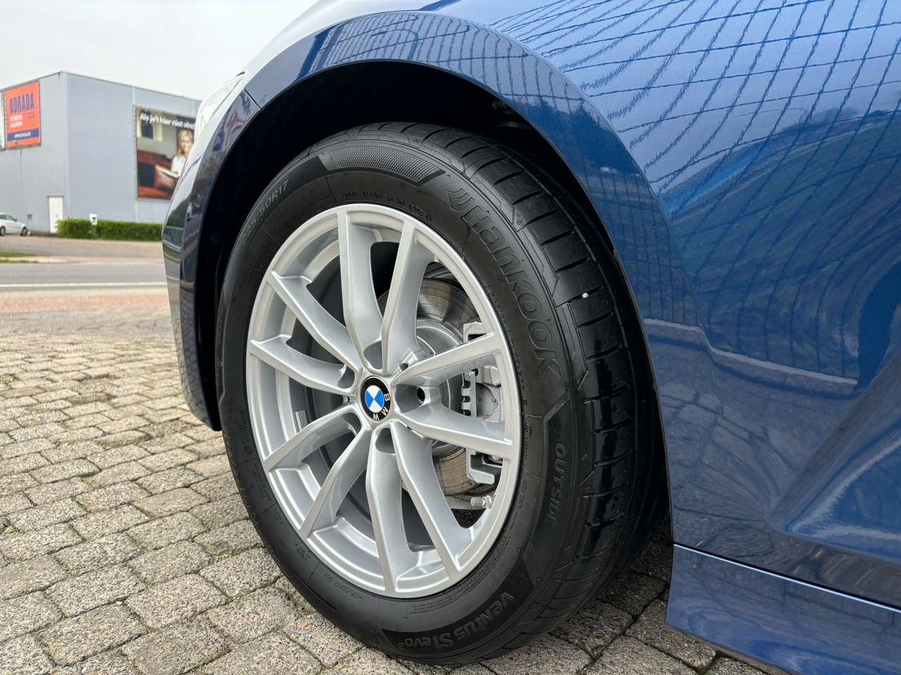 BMW 318  dA Touring Widescreen DrivingAssist