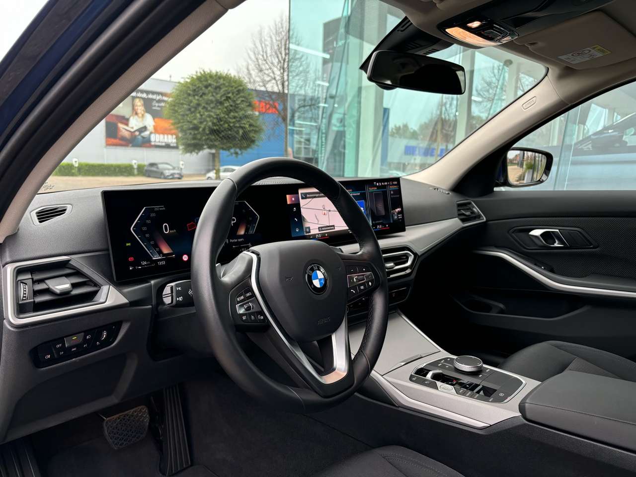 BMW 318  dA Touring Widescreen DrivingAssist