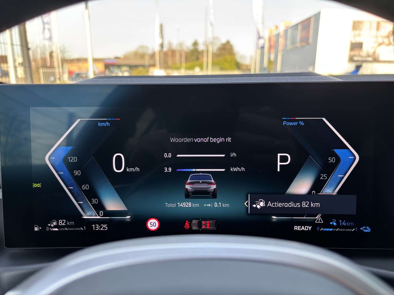 BMW 330  e facelift2 Msport Trekhaak HK 360° HUD Panodak