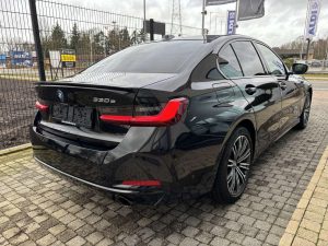 BMW 330  e xDrive – Shadowline HUD El. Zetels LED