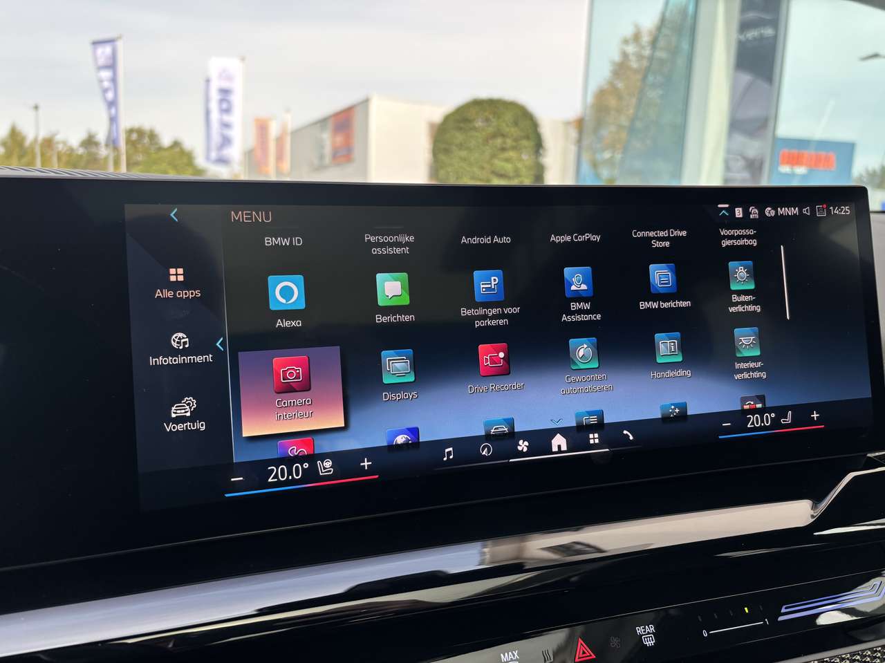 BMW 520  520d M Sport – Pano HarmanKardon Trekhaak 360°