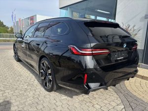 BMW 520  520d M Sport – Pano HarmanKardon Trekhaak 360°