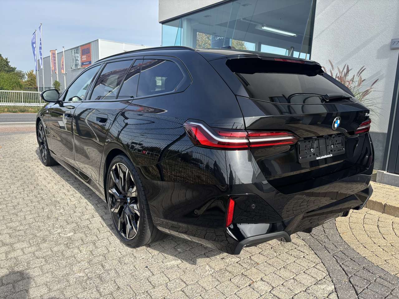 BMW 520  520d M Sport – Pano HarmanKardon Trekhaak 360°