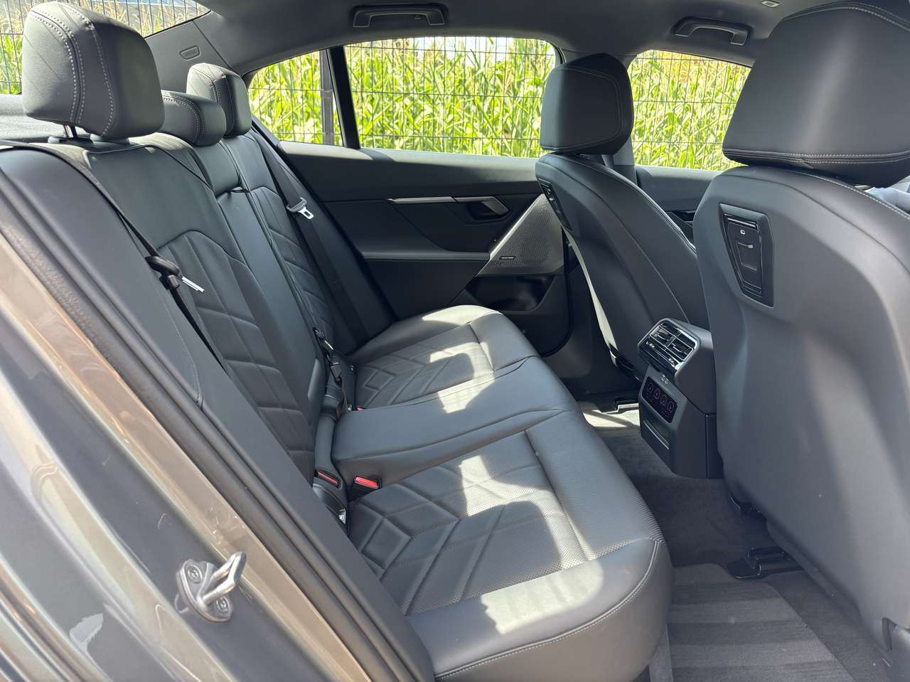 BMW 530  530e Comfortzetels HarmanKardon AdaptiveLED HUD