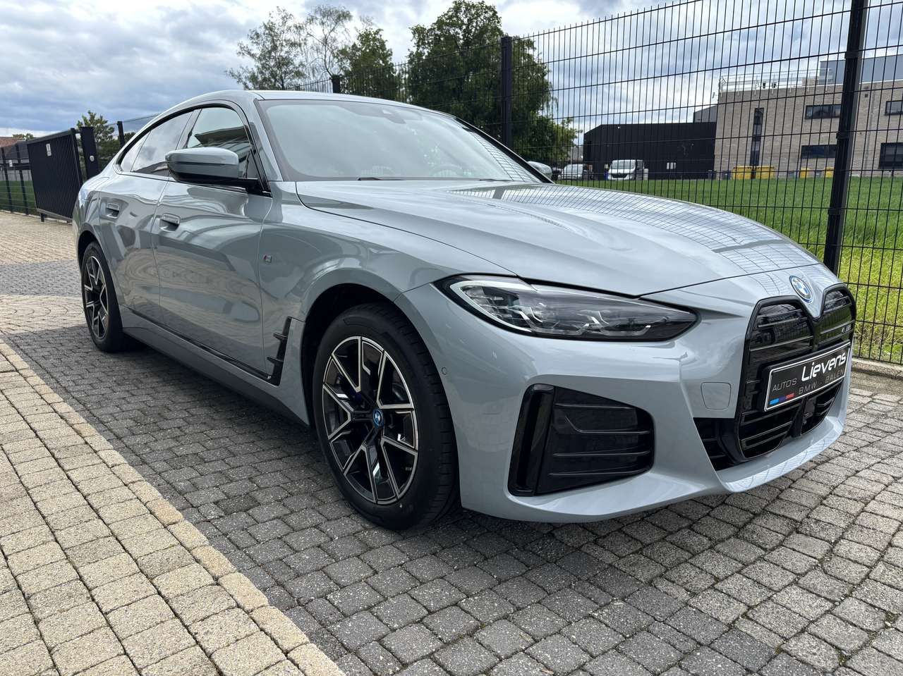 BMW i4  M Sport – Sportremmen Hifi Zetelverw. Adaptive Cruise control